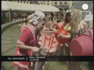 Manifestation en bikini à Kiev