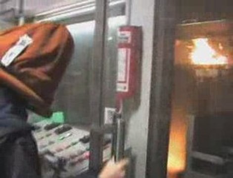 PNC, Ecole de formation d'hôtesses de l'air et stewards