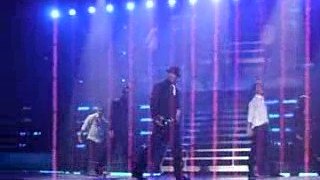 NKOTB-Grown Man_  Live from Paris 2009 february 4