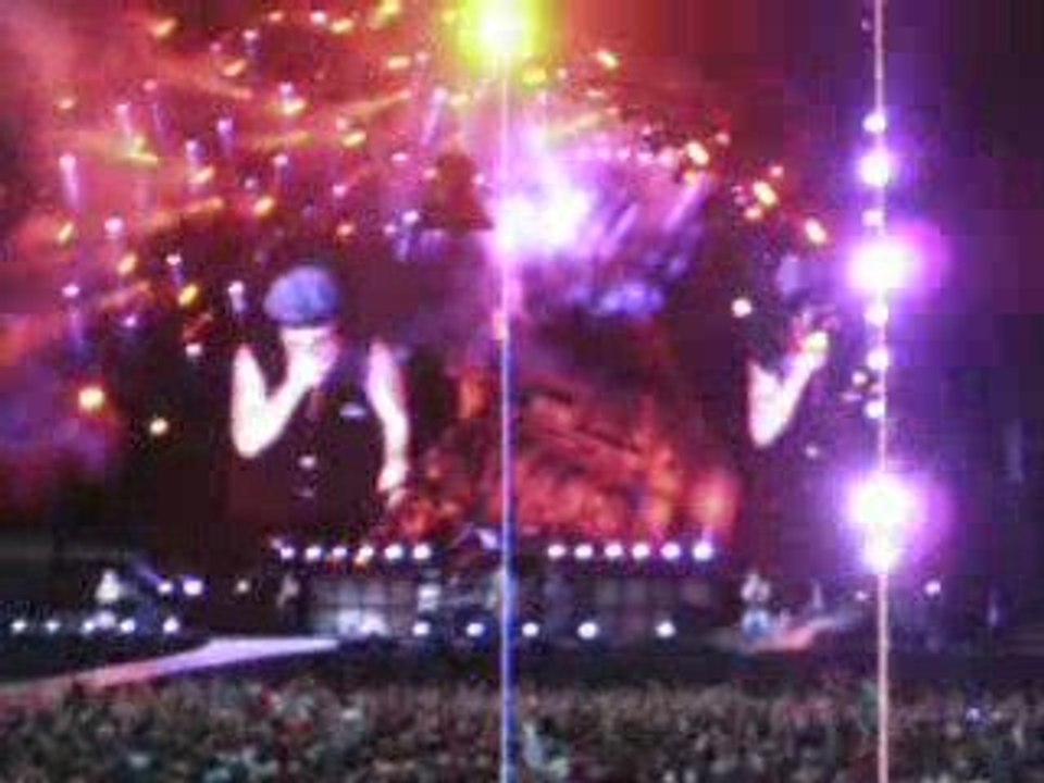 AC/DC "Hell's Bells" au Stade de France Vendredi 12.06.2009