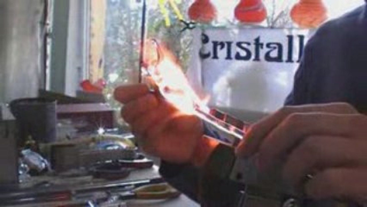 fabrication Petit chien (cristallerie de la fontaine)