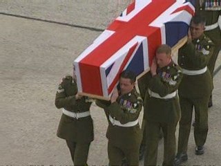 Dead soldier's parents pay tribute to "wonderful son"