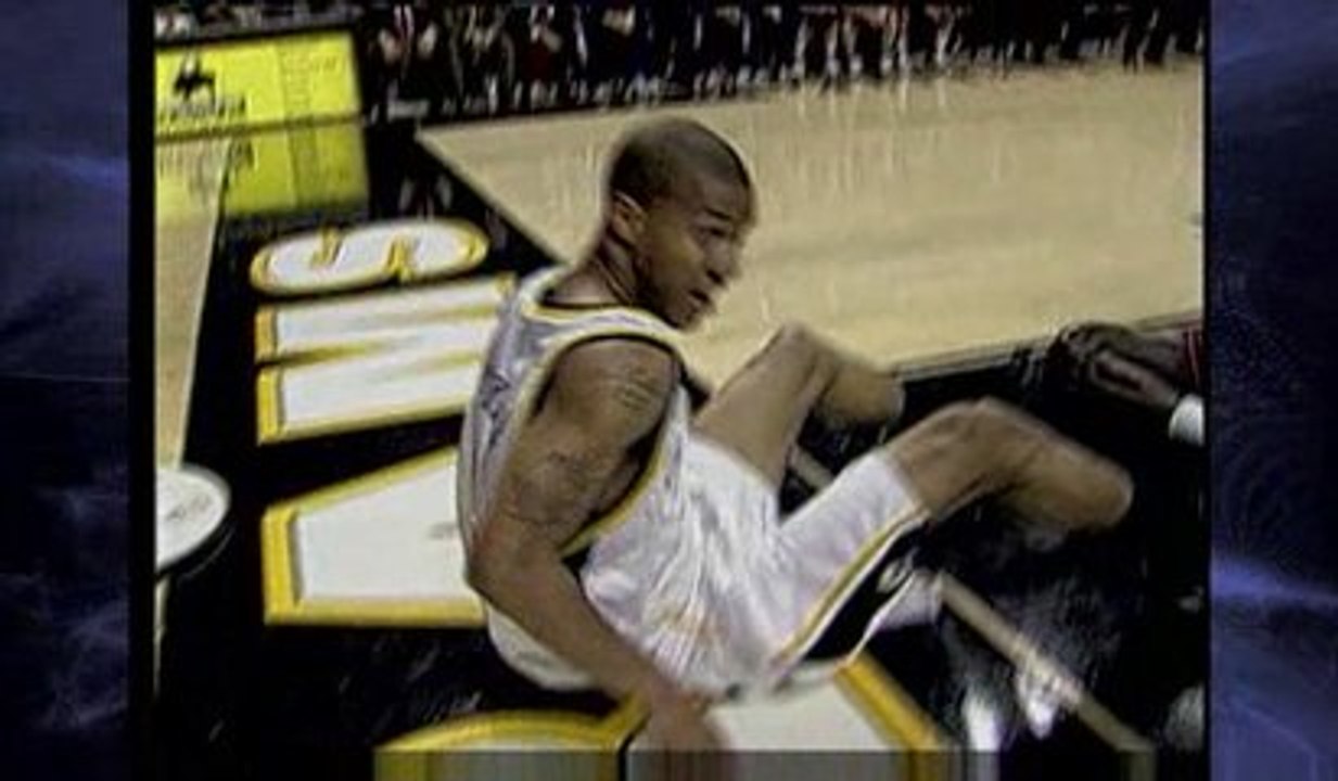 NBA draft prospect Eric Maynor's college highlights.
