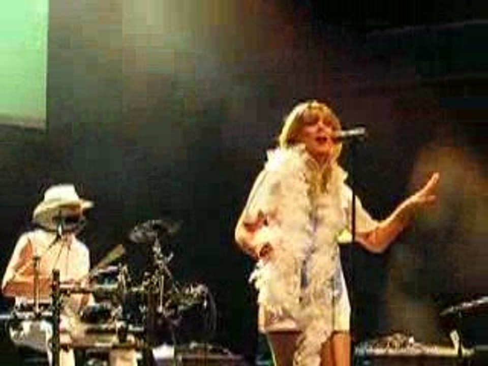 2009_06_13_monville_bootleg-abba_video (1)
