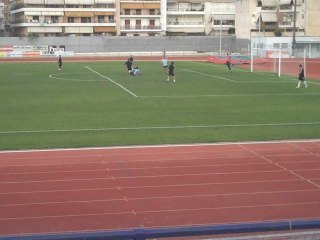 Filiko paixnidi gia tin enisxisi tou EEEKA