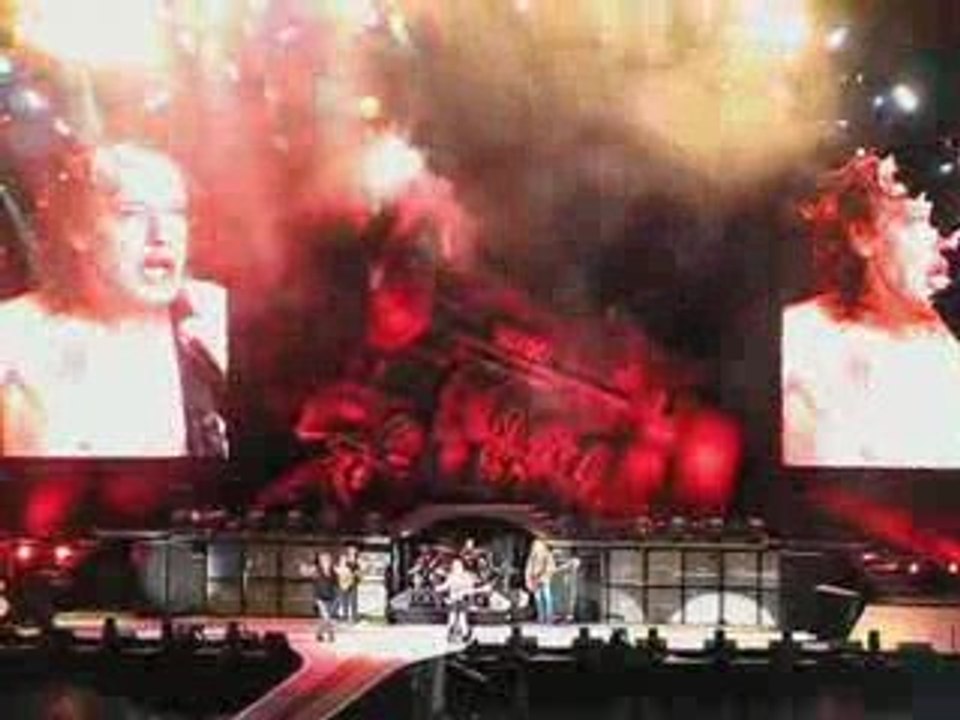 ACDC - black ice tour Paris part 2