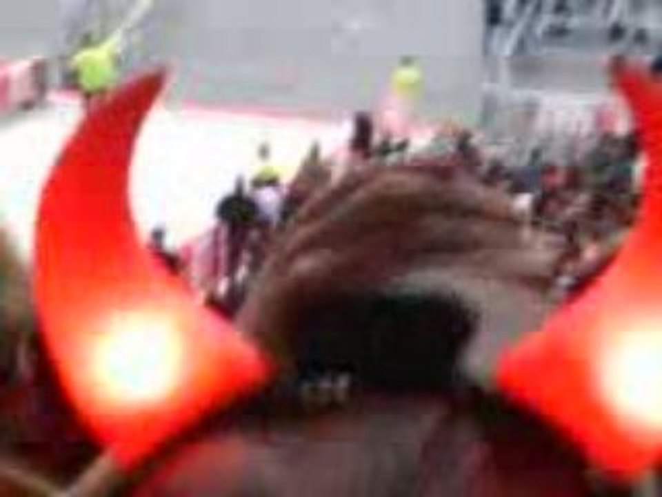 AC DC - THUNDERSTRUCK (live au stade de france)