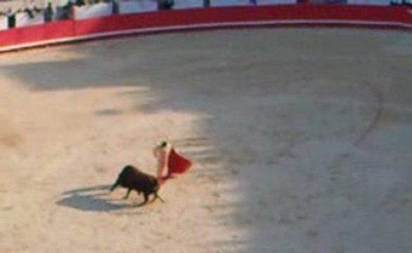 Sébastien Castella en mano à mano avec Perera