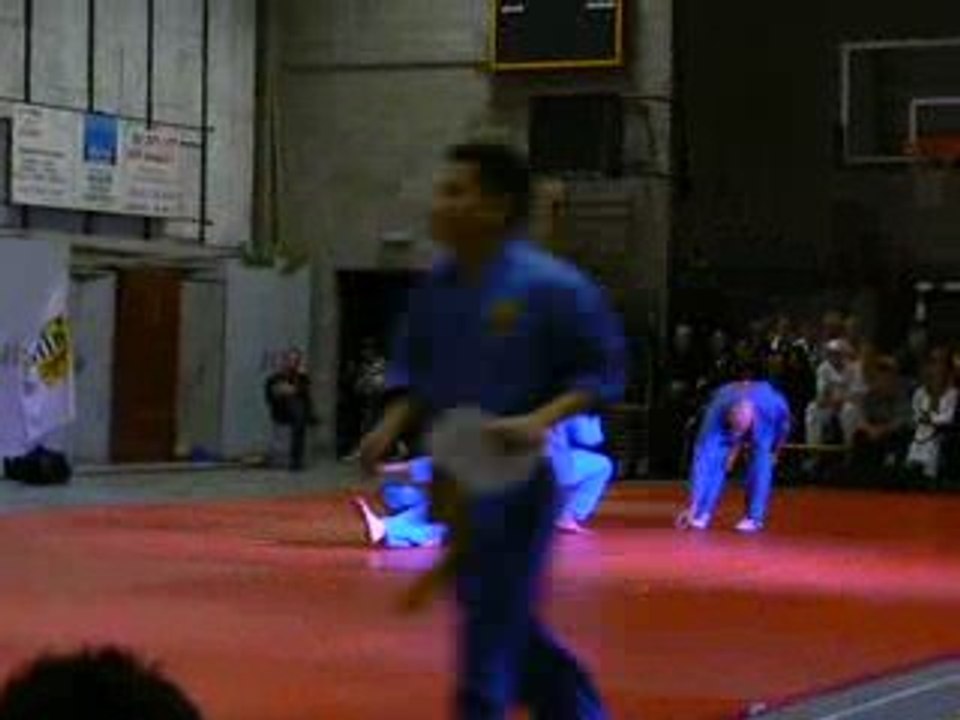 Demo Vovinam Me Davy casse+ciseau