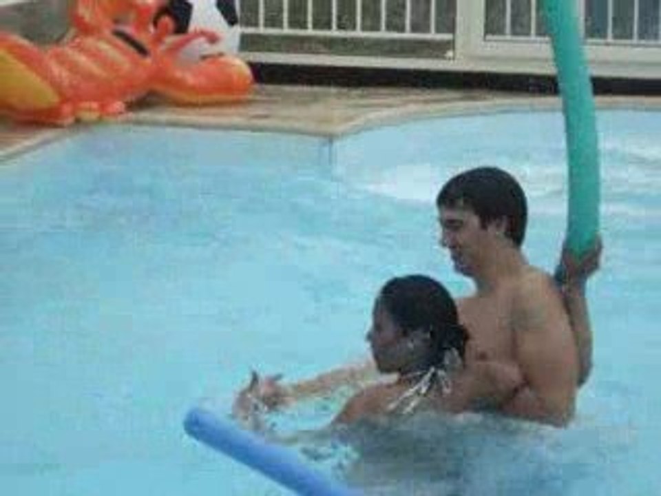 Piscine avec Elles