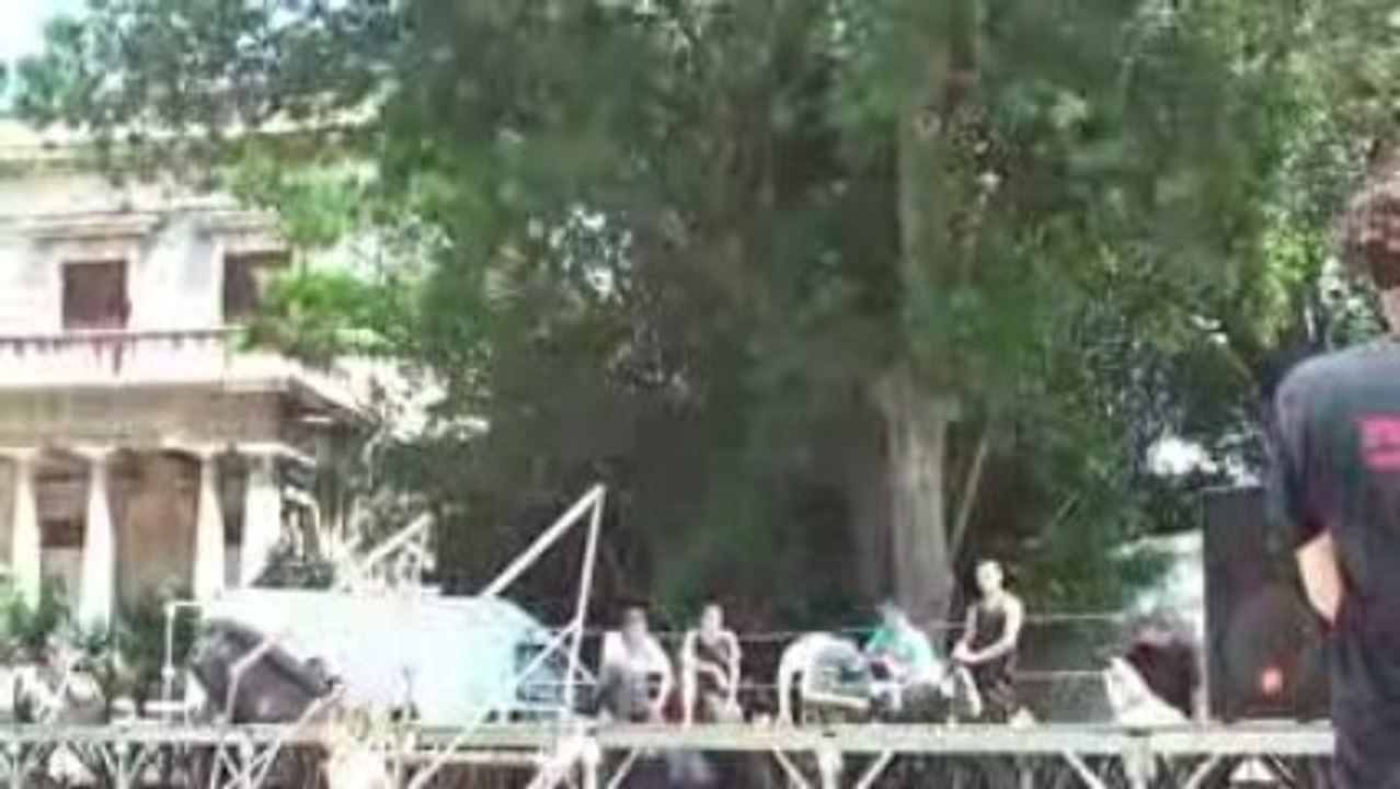 Aiiie le Dos..
