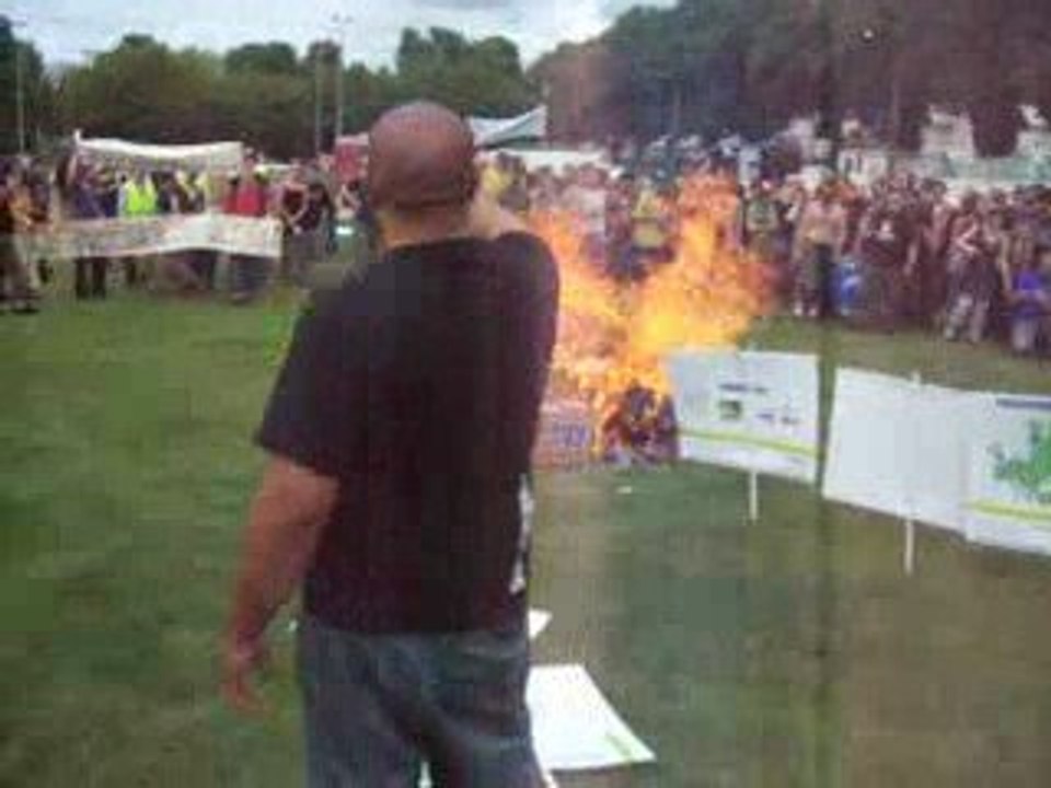 Manif Pour Récup le matos du tekos 1 mai 2009 à Evreux