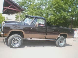 4éme exposition Rétromobile 2009 St Maurice Lès Chateauneuf