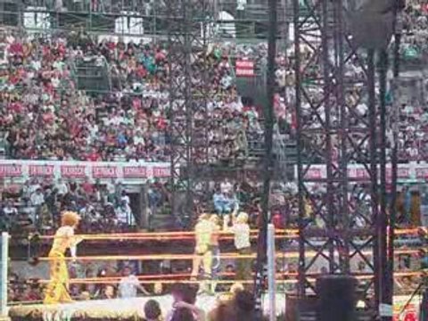 Catch - Raw Nîmes 2009 - The Priceless VS Carlito & Primo