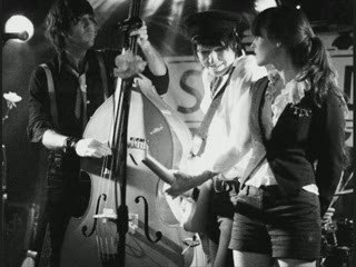 SoHo Dolls - Right And Right Again