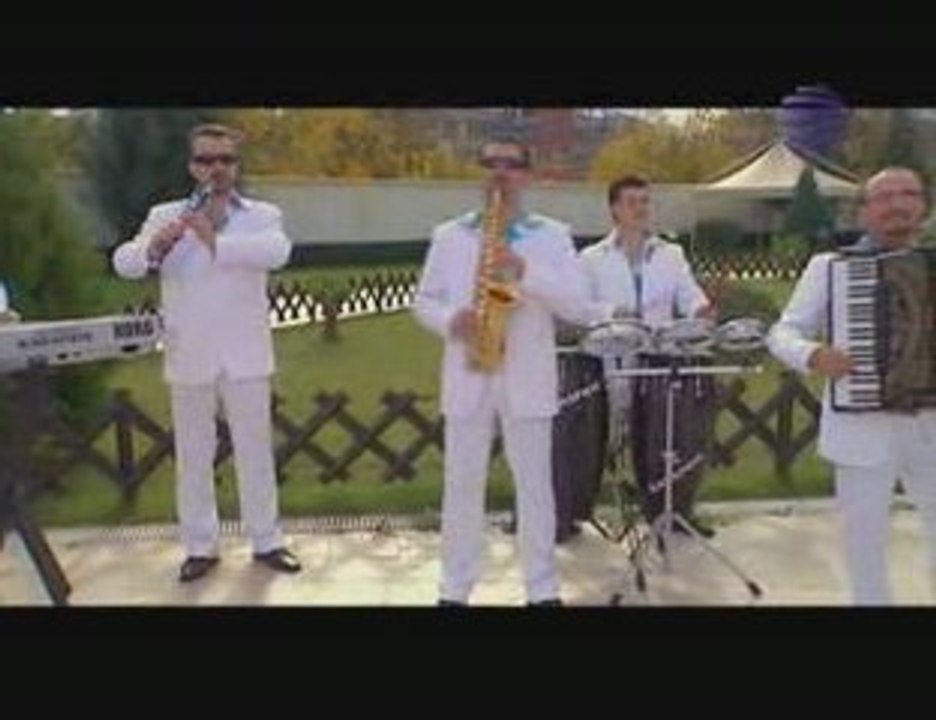 Орк. Канарите - Мома Ирина [високо качество]