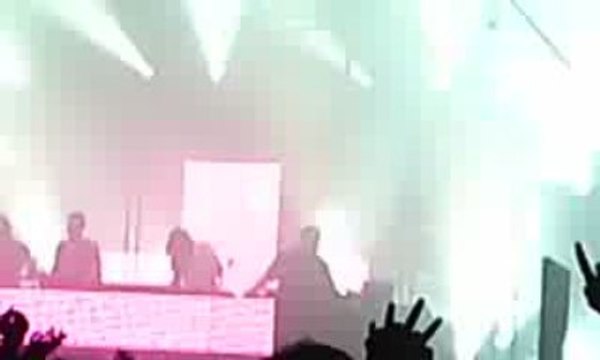 Birdy nam nam live st-brieuc ArtRock 2009