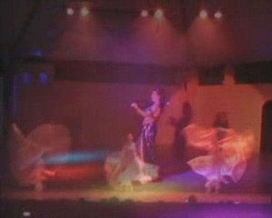 Layan danseuse orientale diapo et video