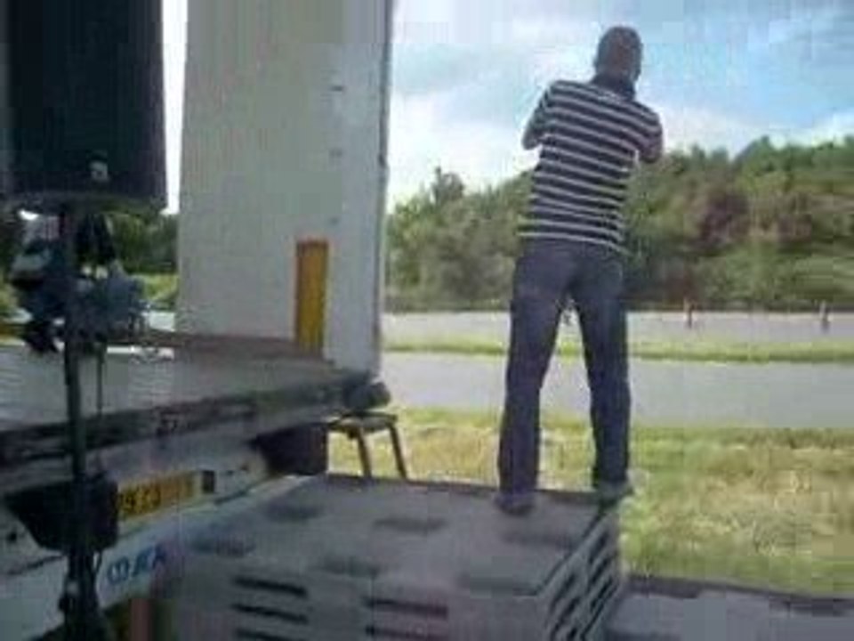 Le couz en Z750 vs 750 GSRX (run 1)