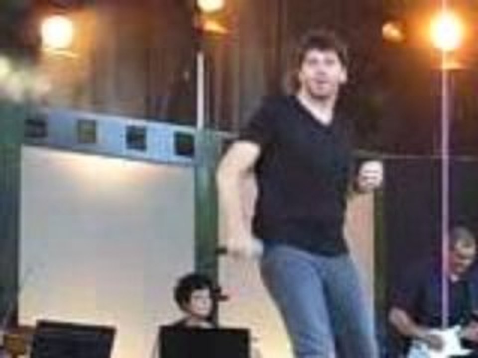 patrick fiori dejeun�� en paix