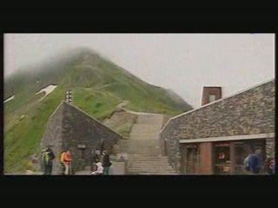 le pas de Peyrol (Cantal)