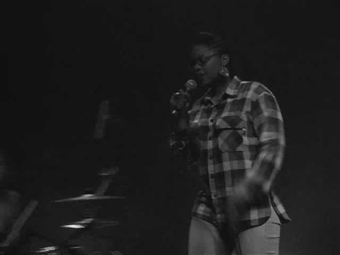 Speech Debelle @ Café de la Danse | 10.06.2009