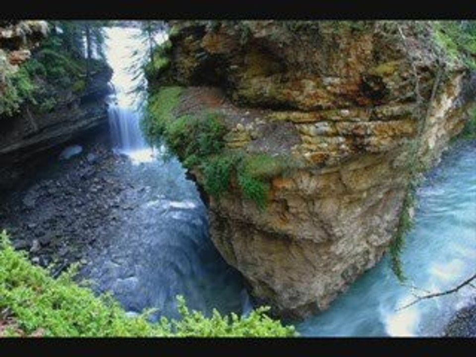 Ma vision de la terre cadeau a tous  bizzzz (2'10'') 5.84mo