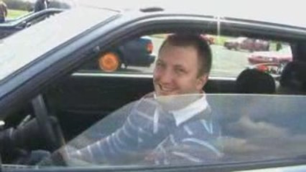 JCF: Ciastek walczy z pająkiem