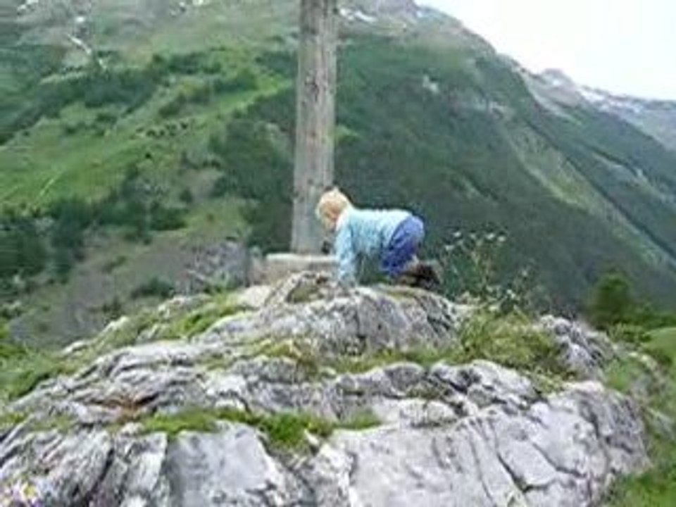 5/6/2009 - Martin fait de l'escalade