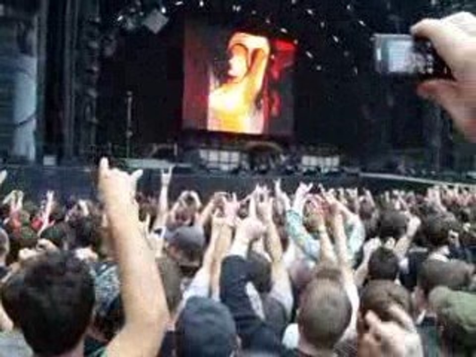Acdc- stade de france - 12 juin 2009 - intro