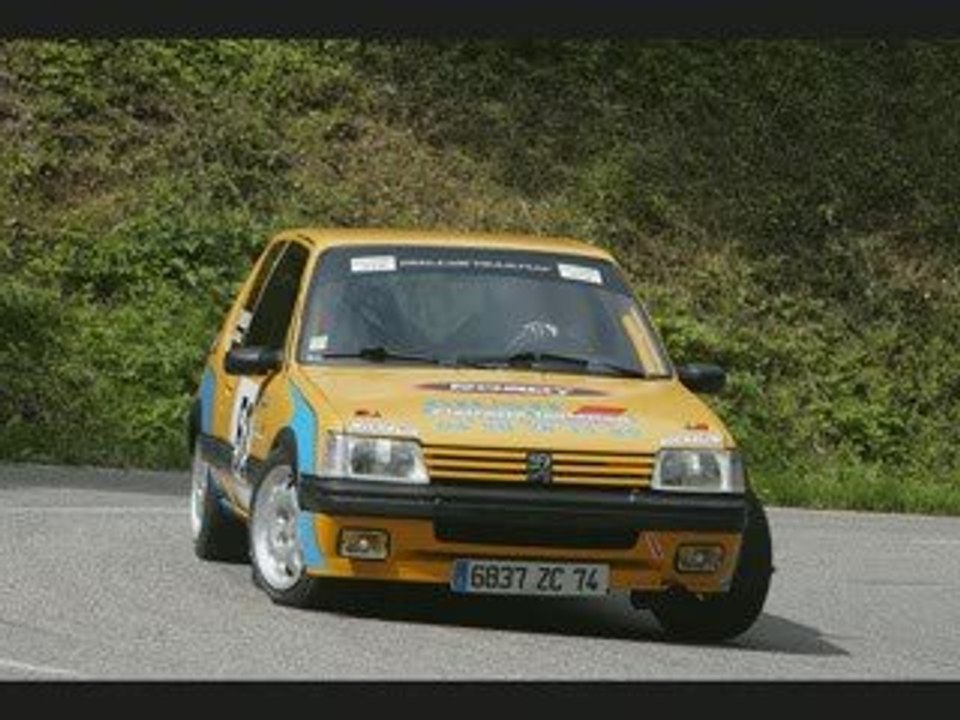 Slalom virieu 2009 embarquée 205 FN3