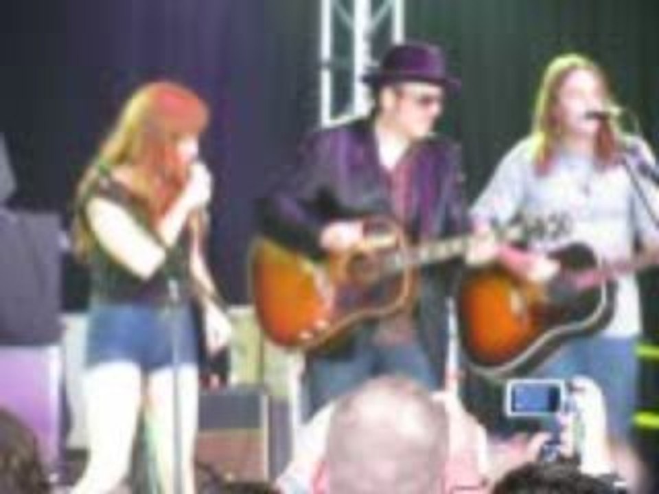JENNY LEWIS w/ Elvis Costello "Carpetbaggers"