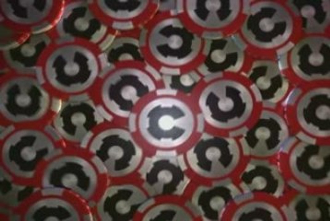 Stacked with Daniel Negreanu 03 -  Actions