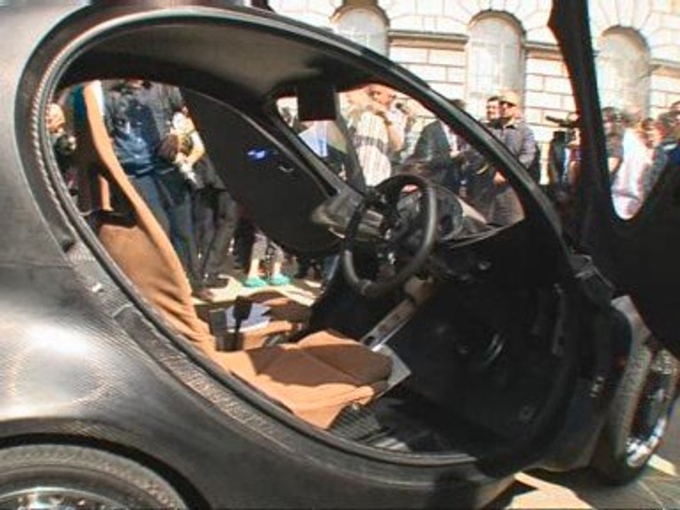Hydrogen-powered car unveiled