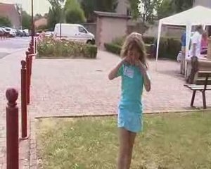 Amandine chante petit pierre