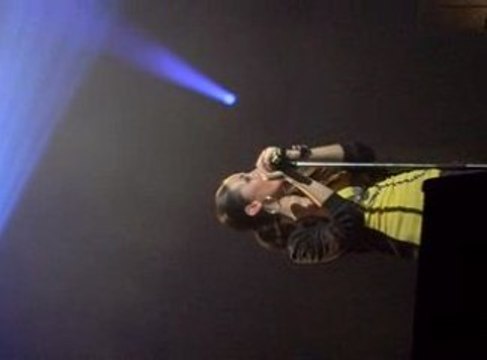 Kenza Farah au Zenith de Paris