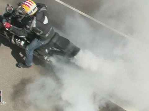 VIDEO 1700 VMAX : 200 CH POUR FLINGUER LE PNEU ARRIERE