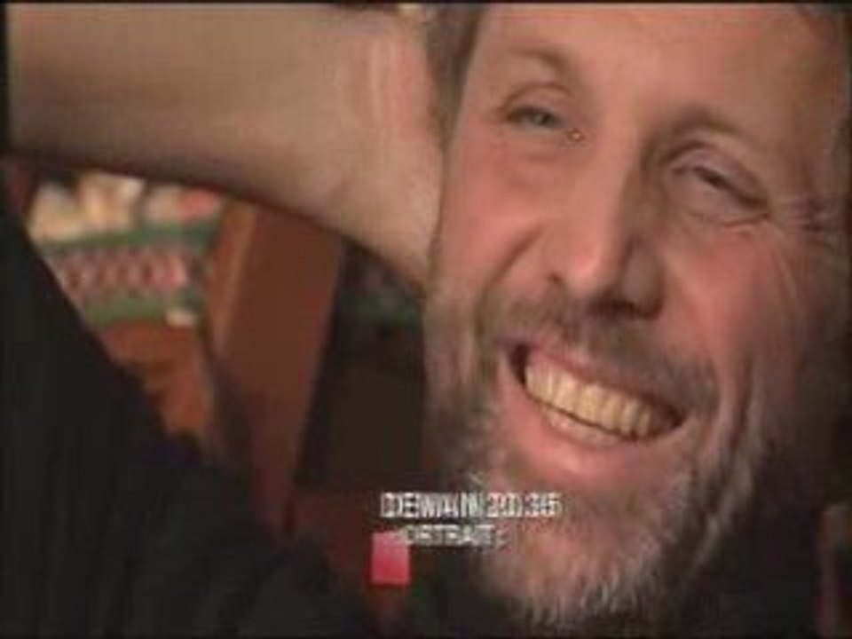 envoyé spécial - stéphane guillon et le café
