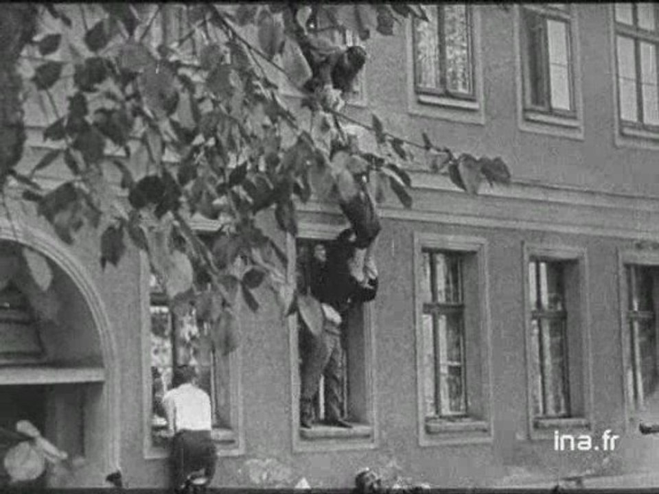 Allemands passent d'est en ouest