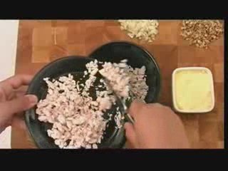 Sandwich alla rucola e alle noci