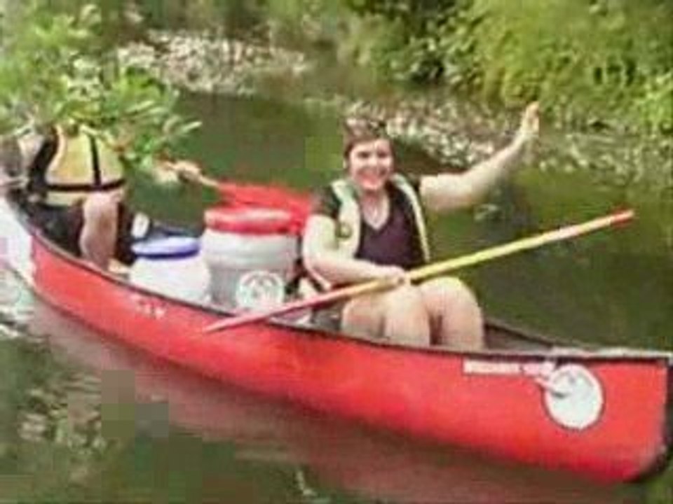 Les copaings font du canoe