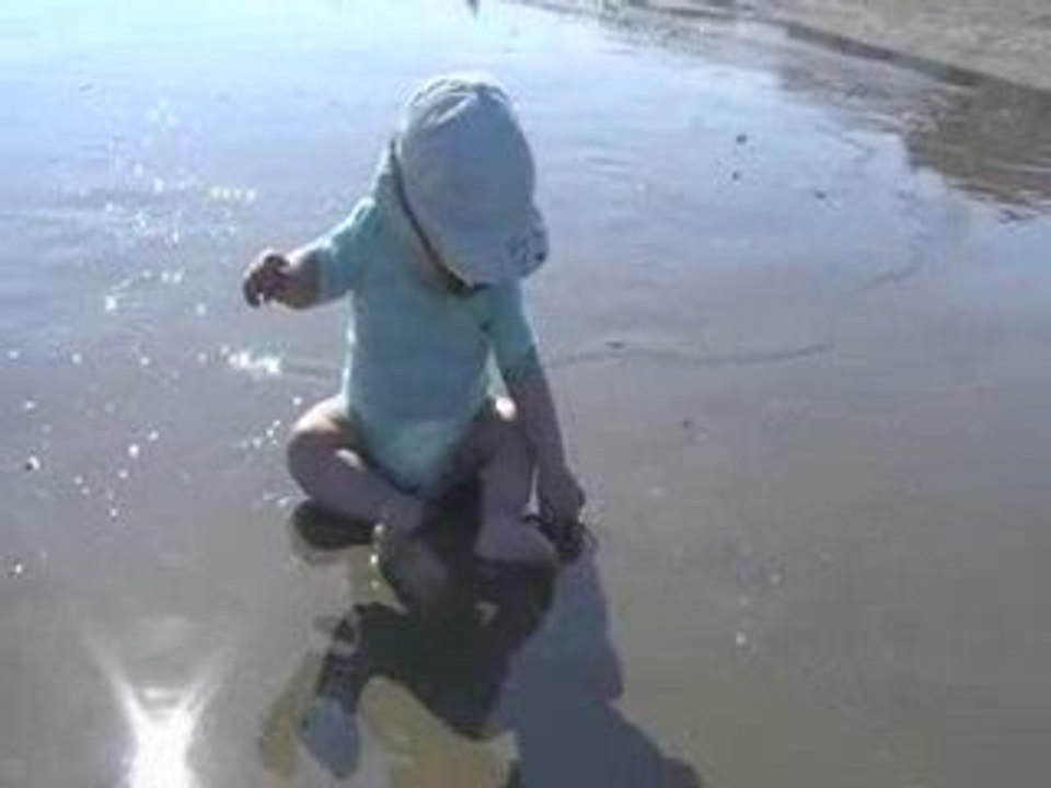 Ethan à la plage