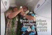 Hawaii Mayors serenade Mokulele Airlines passengers