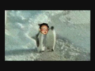 殴られる正日ペンギン