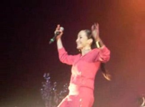 Kenza Farah au Zenith de Paris