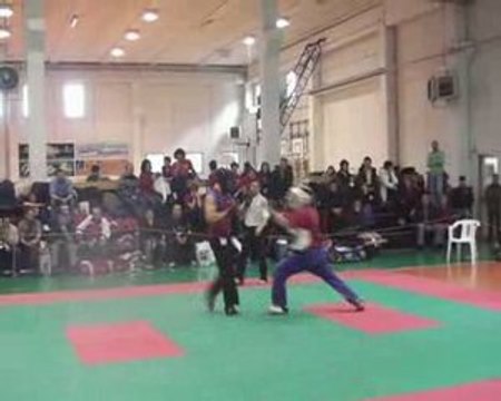 Ecole BASE : Follow what goes (Wong Shun Leung)