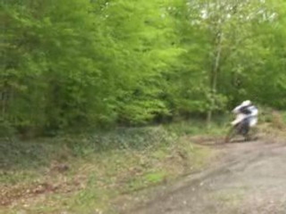 motocross petite promenade tranquille avec des potes