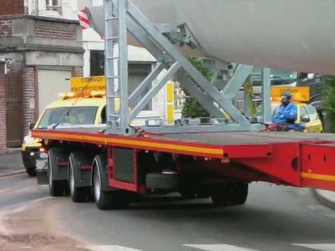 Vervins : les pales d'éoliennes bloquent la circulation