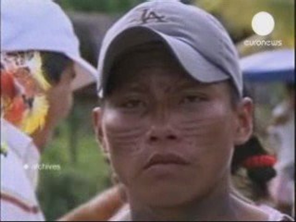 Le sang d'indiens d'Amazonie au Pérou