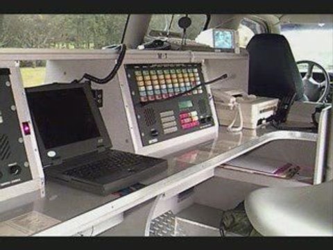 vehiculo de telecomunicaciones,cruz roja costa rica